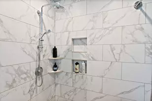 60808 SE Sawtooth Mountain Ln, Bend, OR 97702 - Photo 21