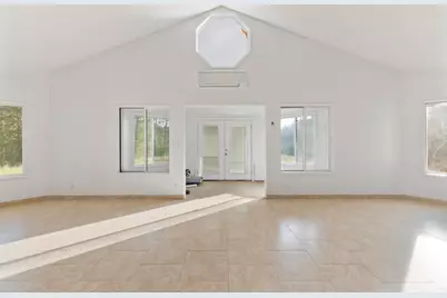 1480 Bridge Lane, Wolf Creek, OR 97497 - Photo 19