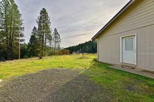1480 Bridge Ln, Wolf Creek, OR 97497 - Photo 5