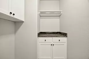 3735 Carlin Dr, Medford, OR 97504 - Photo 41