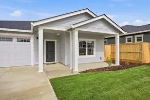 3735 Carlin Dr, Medford, OR 97504 - Photo 3