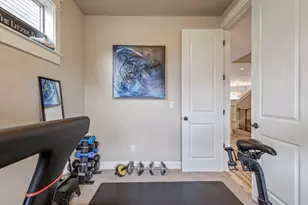 61132 SE Ambassador Dr, Bend, OR 97702 - Photo 33