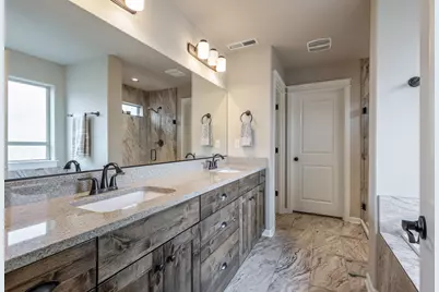 61132 SE Ambassador Drive, Bend, OR 97702 - Photo 21