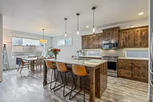 61132 SE Ambassador Dr, Bend, OR 97702 - Photo 11