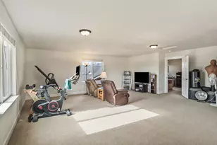 20663 Jayhawk Ln, Bend, OR 97702 - Photo 29