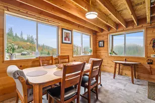 311 Grays Creek Rd, Grants Pass, OR 97527 - Photo 7