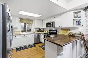 650 Sarah Ln, Eagle Point, OR 97524 - Photo 9