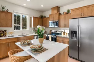 62745 Eagle Rd, Bend, OR 97701 - Photo 9