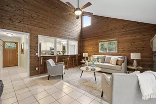 60781 Country Club Dr, Bend, OR 97702 - Photo 11