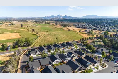 2920 NW Hemlock Lane, Redmond, OR 97756 - Photo 41