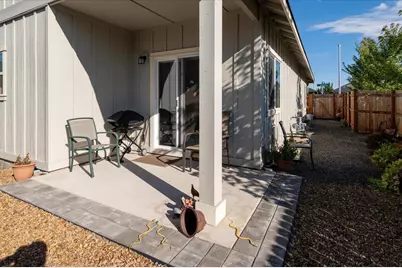 2920 NW Hemlock Lane, Redmond, OR 97756 - Photo 33