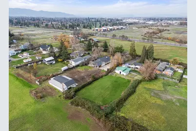 1924 Myers Lane, Medford, OR 97501 - Photo 55