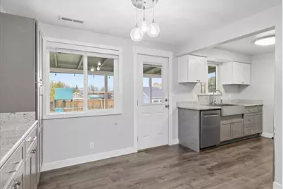 533 Pearl Street, Medford, OR 97504 - Photo 9