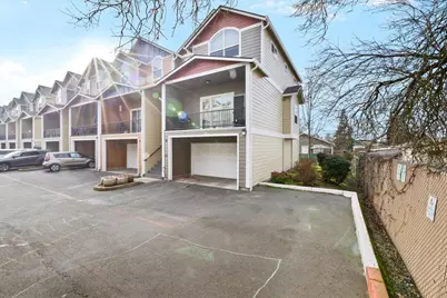 411 Berrydale Avenue #10, Medford, OR 97501 - Photo 1