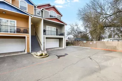 411 Berrydale Avenue #10, Medford, OR 97501 - Photo 3