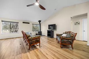 65050 92nd St, Bend, OR 97703 - Photo 9