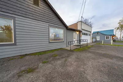 501 N Main Street, Phoenix, OR 97535 - Photo 11