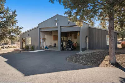 18025 Cascade Estates Drive, Bend, OR 97703 - Photo 41