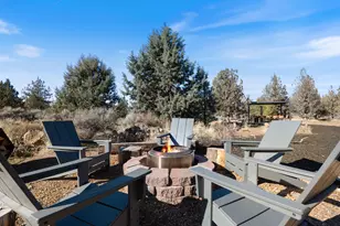 18025 Cascade Estates Dr, Bend, OR 97703 - Photo 31