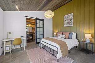 18025 Cascade Estates Dr, Bend, OR 97703 - Photo 37