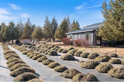 18025 Cascade Estates Drive, Bend, OR 97703 - Photo 47