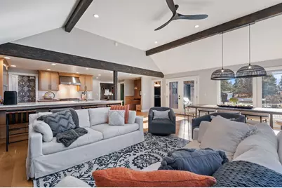 18025 Cascade Estates Drive, Bend, OR 97703 - Photo 5