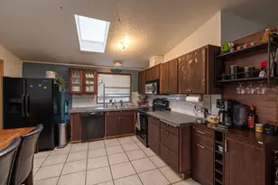 1201 SW 28th St, Redmond, OR 97756 - Photo 7