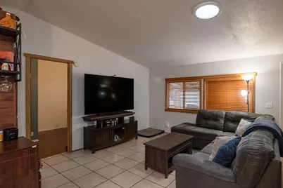 1201 SW 28th Street #15, Redmond, OR 97756 - Photo 5