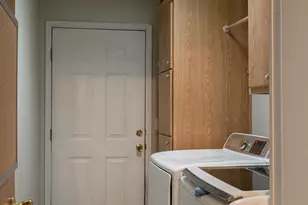 1201 SW 28th St, Redmond, OR 97756 - Photo 9