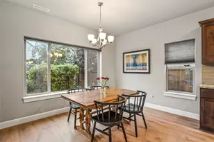 21352 NE Evelyn Pl, Bend, OR 97701 - Photo 11