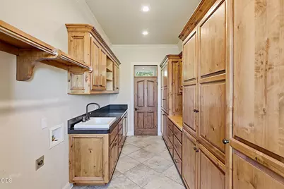 903 Nicklaus Point Lane, Grants Pass, OR 97526 - Photo 43
