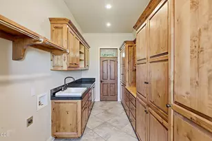 903 Nicklaus Point Ln, Grants Pass, OR 97526 - Photo 43