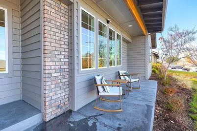 3228 Auburn Way, Medford, OR 97504 - Photo 5