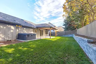 3228 Auburn Wy, Medford, OR 97504 - Photo 37