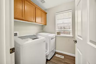 630 Spring Valley Dr, Medford, OR 97501 - Photo 19