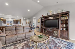 591 SW Cassidy Ave, Madras, OR 97741 - Photo 11