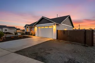 591 SW Cassidy Ave, Madras, OR 97741 - Photo 33