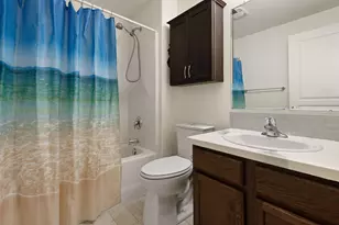 2607 NE 5th St, Redmond, OR 97756 - Photo 9
