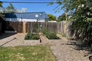 114 NW Delaware Ave, Bend, OR 97703 - Photo 13