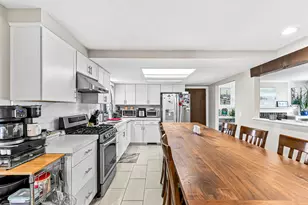 1569 Papago Dr, Medford, OR 97504 - Photo 7