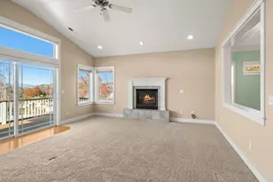 488 Quail Run, Eagle Point, OR 97524 - Photo 9