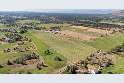 5755 SW Obsidian Avenue, Redmond, OR 97756 - Photo 15