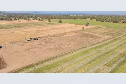 5755 SW Obsidian Avenue, Redmond, OR 97756 - Photo 29