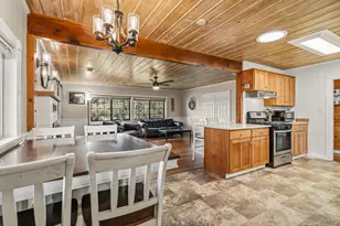 560 Woodberry Ln, Jacksonville, OR 97530 - Photo 11