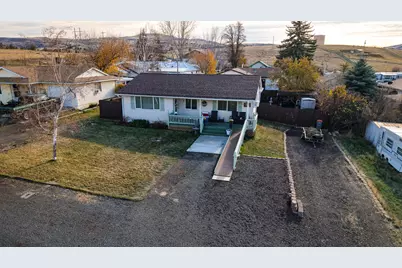 1225 B Street, Fossil, OR 97830 - Photo 1