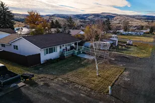 1225 B St, Fossil, OR 97830 - Photo 29