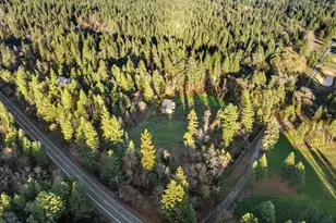 1867 Draper Valley Rd, Selma, OR 97538 - Photo 29