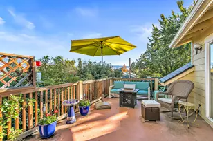 134 N 2nd St, Ashland, OR 97520 - Photo 39