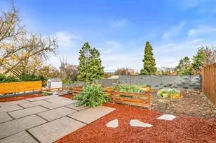 1737 Hybiscus St, Medford, OR 97504 - Photo 45