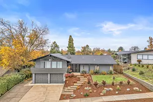 1737 Hybiscus St, Medford, OR 97504 - Photo 1